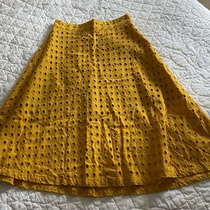 H&M - NWOT - adorable a-line skirt - waist 27”